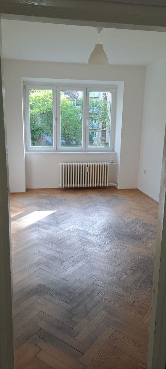 Pronájem nebytového prostoru 45 m², Tučkova, Brno, Jihomoravský kraj Pronájem nebytového prostoru 45 m², Tučkova, Brno, Jihomoravský kraj