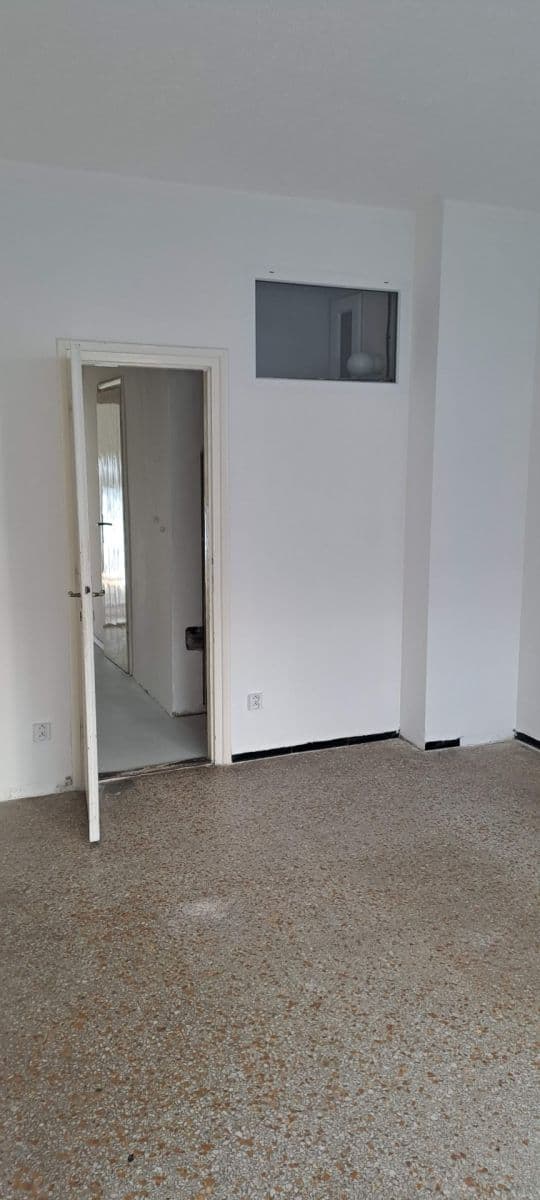 Pronájem nebytového prostoru 45 m², Tučkova, Brno, Jihomoravský kraj Pronájem nebytového prostoru 45 m², Tučkova, Brno, Jihomoravský kraj