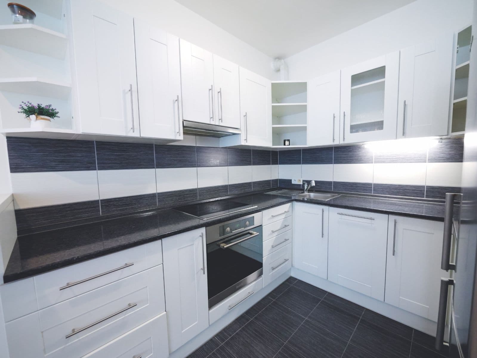 Pronájem bytu 2+kk 53 m², Mariánská, Praha, Praha Pronájem bytu 2+kk 53 m², Mariánská, Praha, Praha