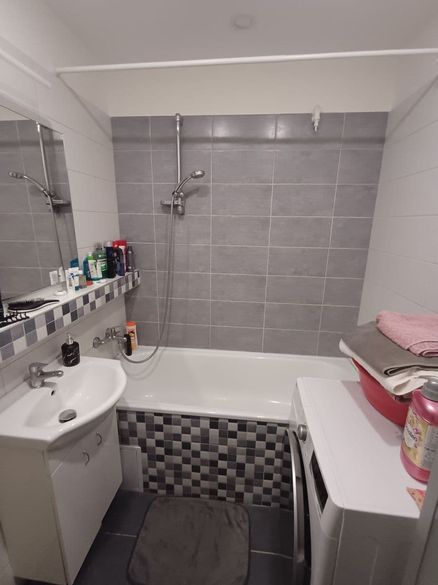 Pronájem bytu 2+1 53 m², Blažíčkova, Praha, Praha Pronájem bytu 2+1 53 m², Blažíčkova, Praha, Praha