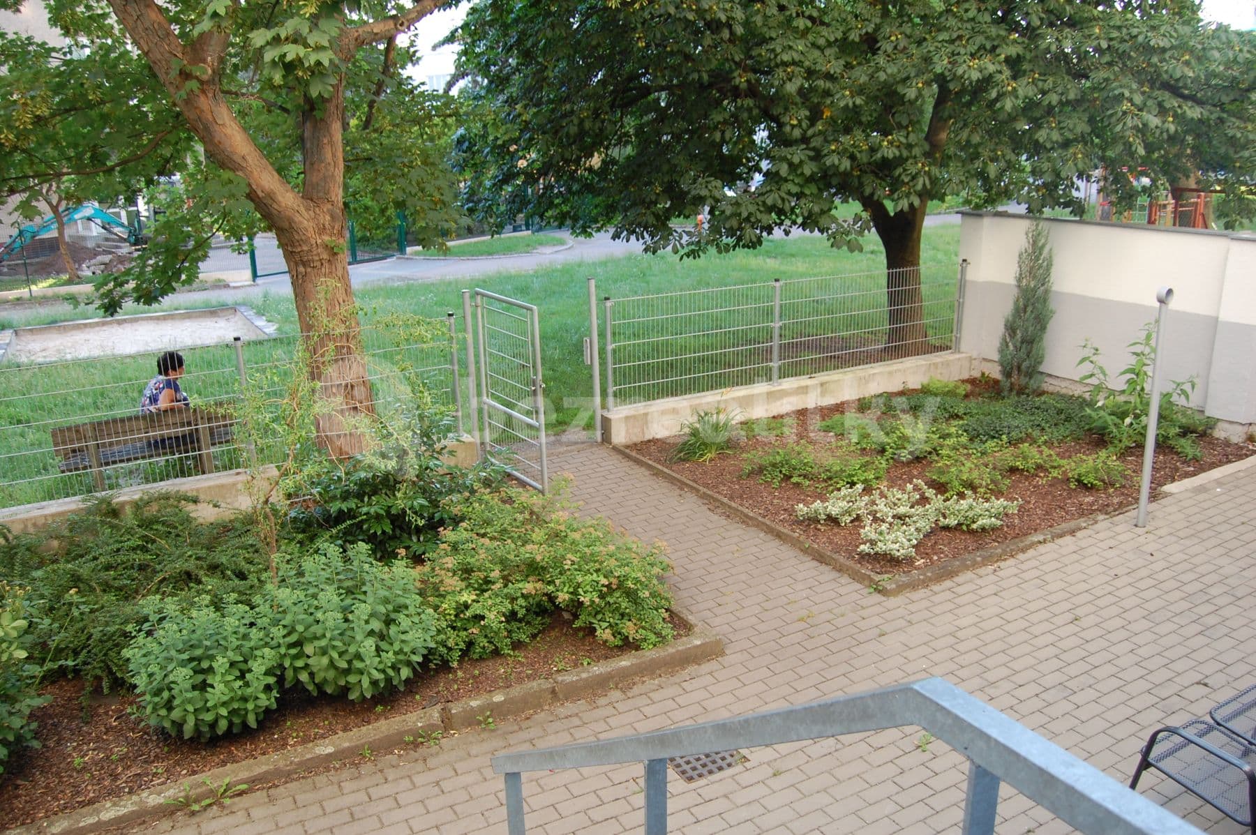 Pronájem bytu 2+1 73 m², Smetanovo nábřeží, Hradec Králové, Královéhradecký kraj Pronájem bytu 2+1 73 m², Smetanovo nábřeží, Hradec Králové, Královéhradecký kraj