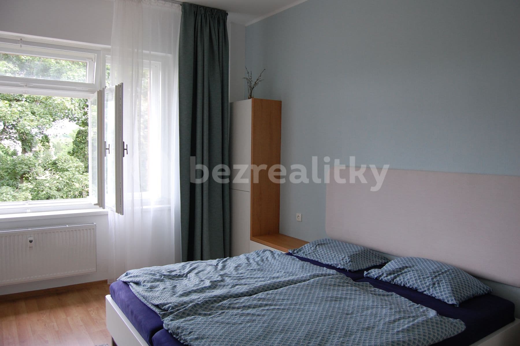 Pronájem bytu 2+1 73 m², Smetanovo nábřeží, Hradec Králové, Královéhradecký kraj Pronájem bytu 2+1 73 m², Smetanovo nábřeží, Hradec Králové, Královéhradecký kraj