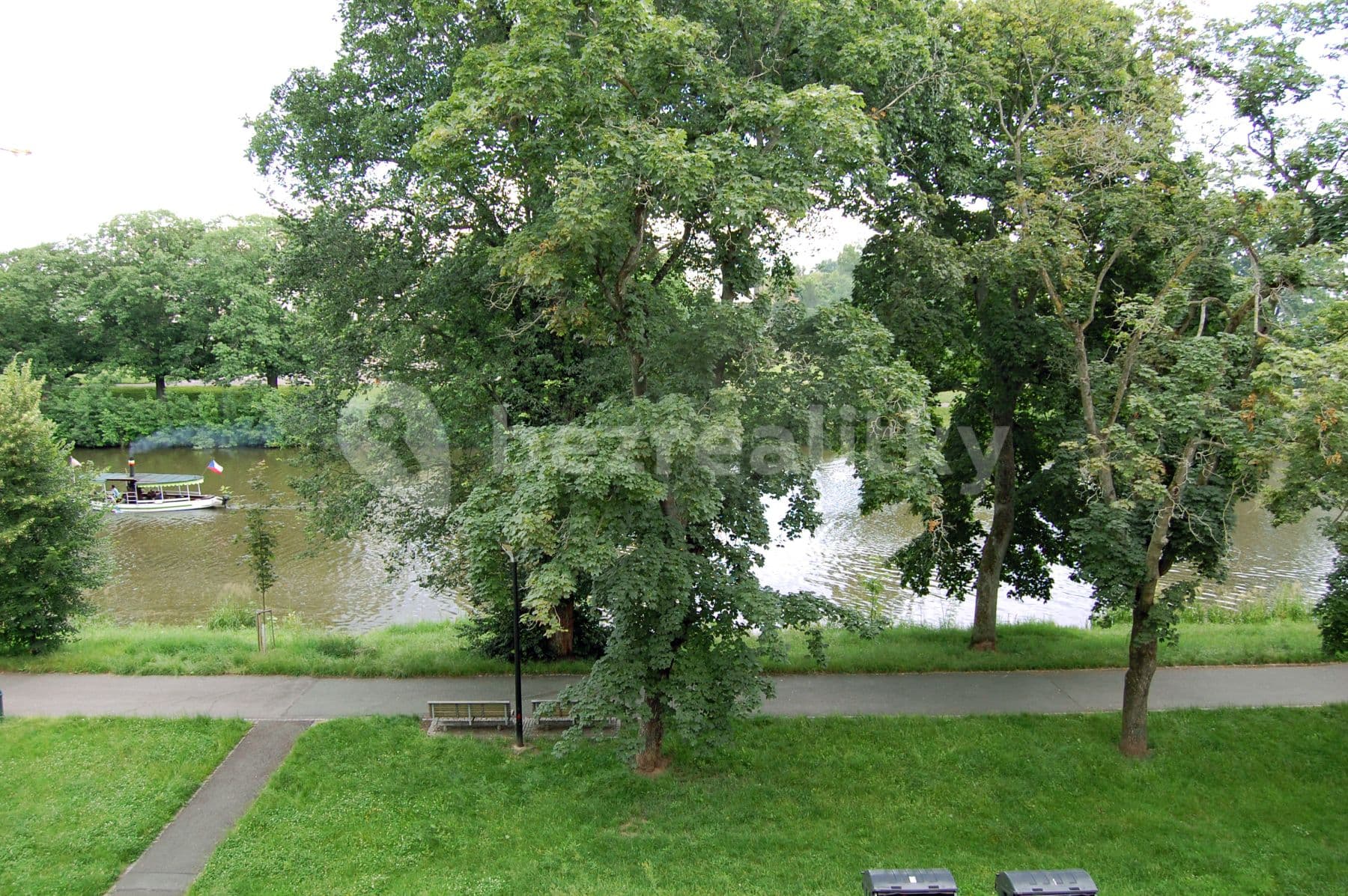 Pronájem bytu 2+1 73 m², Smetanovo nábřeží, Hradec Králové, Královéhradecký kraj Pronájem bytu 2+1 73 m², Smetanovo nábřeží, Hradec Králové, Královéhradecký kraj