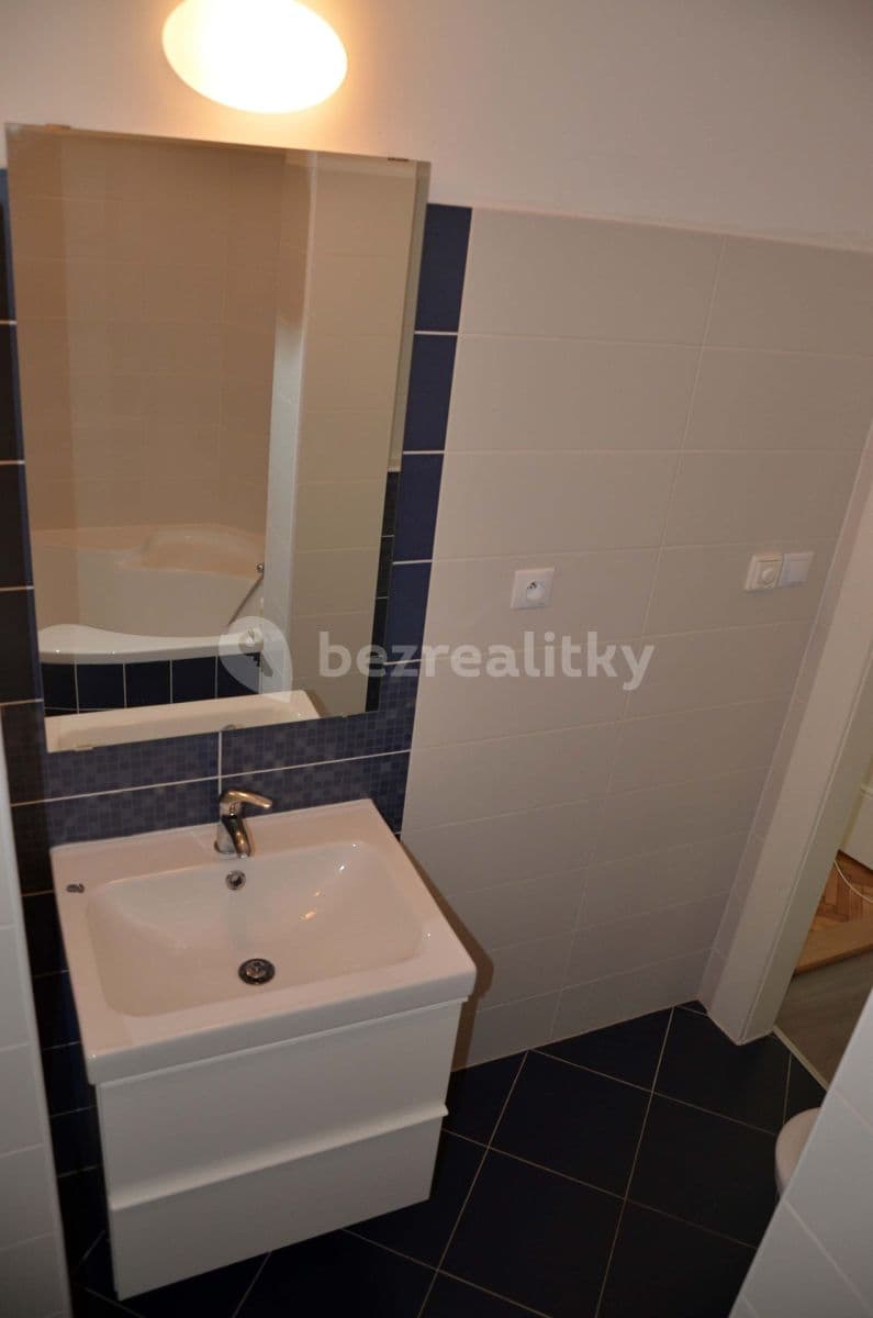 Pronájem bytu 2+kk 45 m², Na Louži, Praha, Praha Pronájem bytu 2+kk 45 m², Na Louži, Praha, Praha