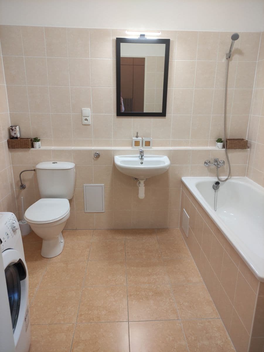 Pronájem bytu 2+kk 50 m², Za kostelem, Brno, Jihomoravský kraj Pronájem bytu 2+kk 50 m², Za kostelem, Brno, Jihomoravský kraj