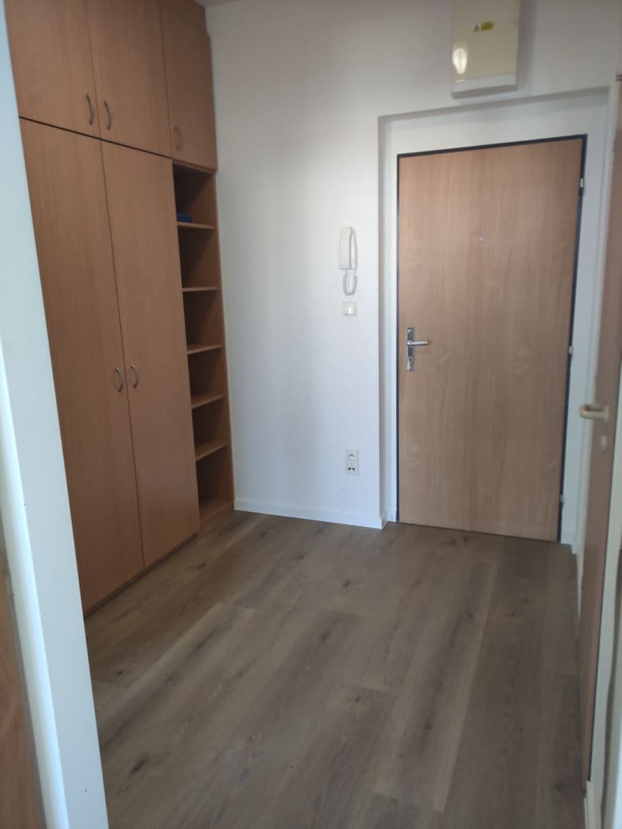 Pronájem bytu 2+kk 50 m², Za kostelem, Brno, Jihomoravský kraj Pronájem bytu 2+kk 50 m², Za kostelem, Brno, Jihomoravský kraj