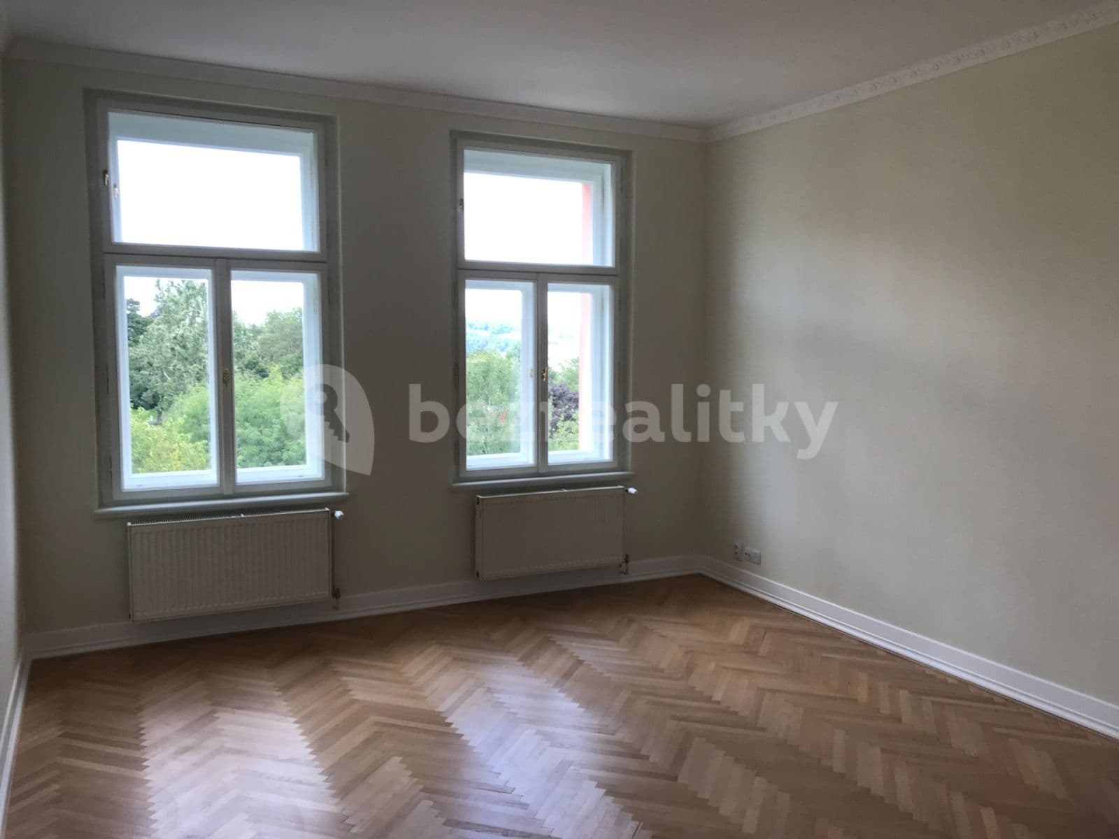 Pronájem bytu 2+1 75 m², U Rajské zahrady, Praha, Praha Pronájem bytu 2+1 75 m², U Rajské zahrady, Praha, Praha