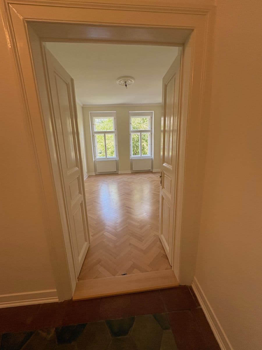 Pronájem bytu 2+1 75 m², U Rajské zahrady, Praha, Praha Pronájem bytu 2+1 75 m², U Rajské zahrady, Praha, Praha