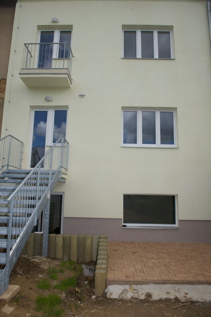 Pronájem bytu 2+kk 52 m², Chrastavská, Praha, Praha Pronájem bytu 2+kk 52 m², Chrastavská, Praha, Praha