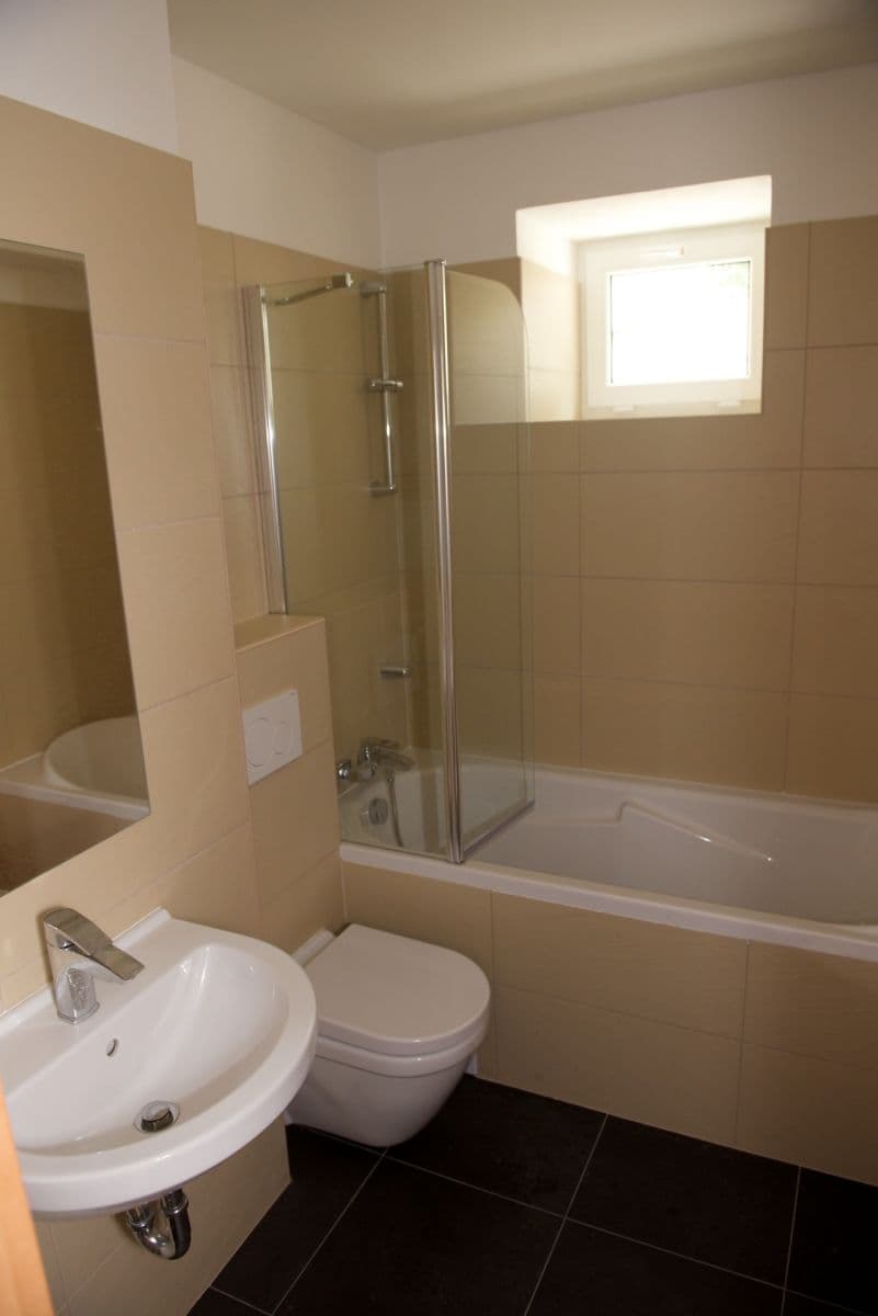 Pronájem bytu 2+kk 52 m², Chrastavská, Praha, Praha Pronájem bytu 2+kk 52 m², Chrastavská, Praha, Praha