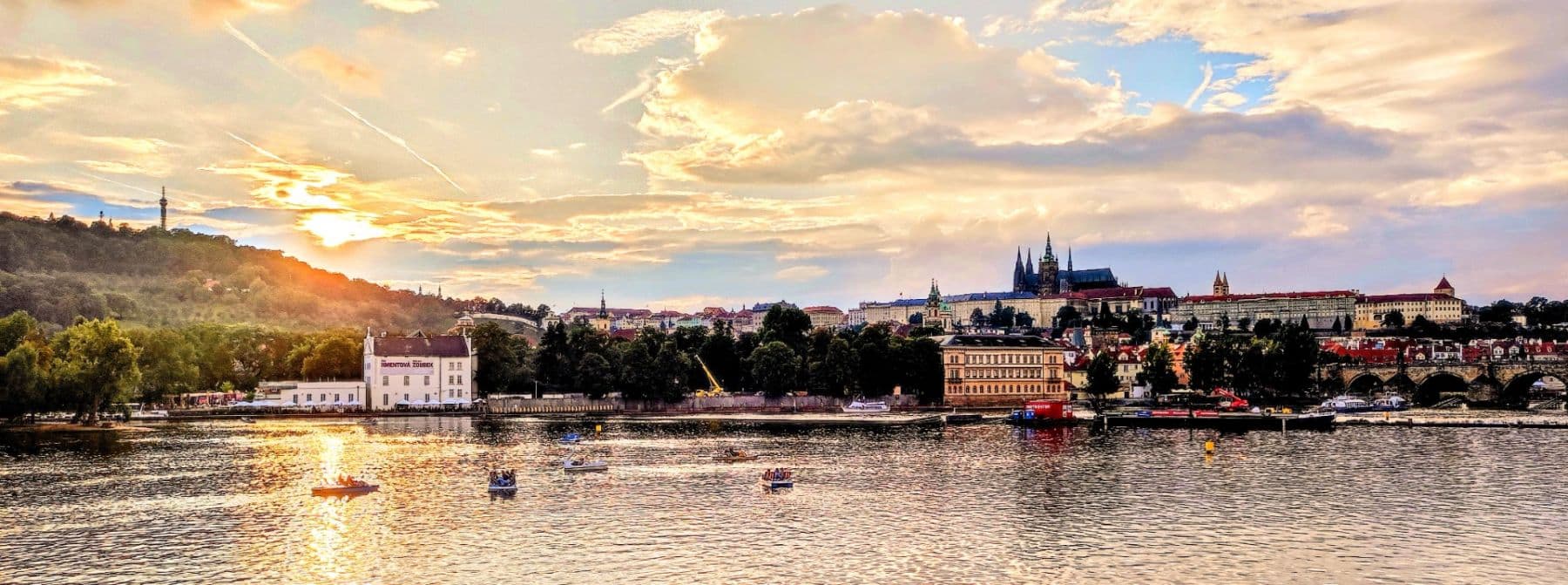 Pronájem bytu 1+1 30 m², Konviktská, Praha, Praha Pronájem bytu 1+1 30 m², Konviktská, Praha, Praha