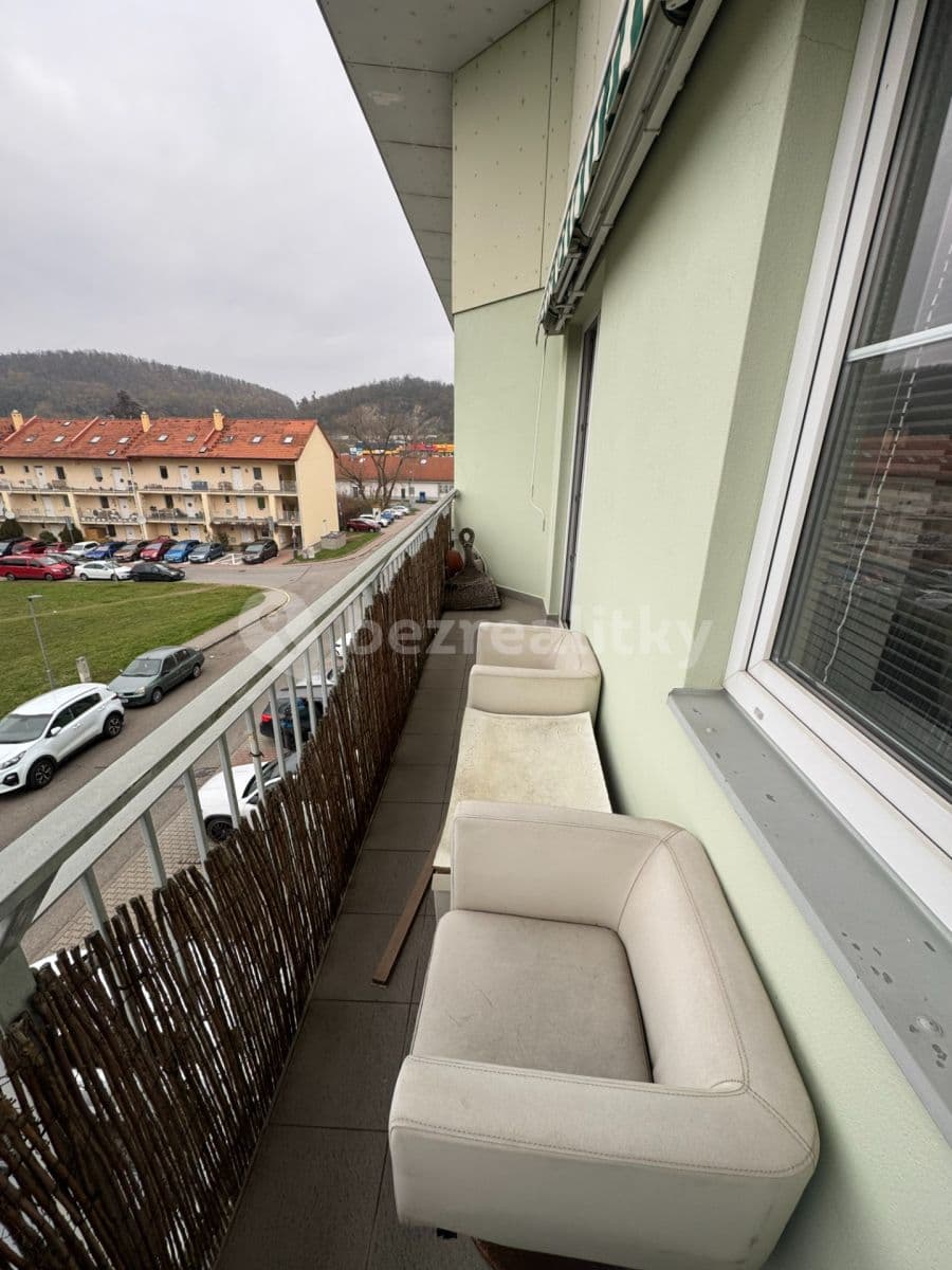 Pronájem bytu 2+kk 45 m², Dlouhá, Kuřim, Jihomoravský kraj Pronájem bytu 2+kk 45 m², Dlouhá, Kuřim, Jihomoravský kraj