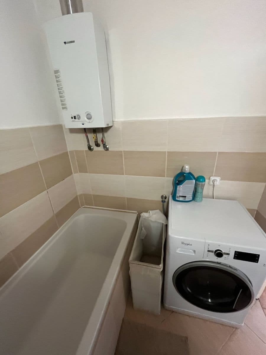 Pronájem bytu 2+1 54 m², Pospíšilova, Praha, Praha Pronájem bytu 2+1 54 m², Pospíšilova, Praha, Praha