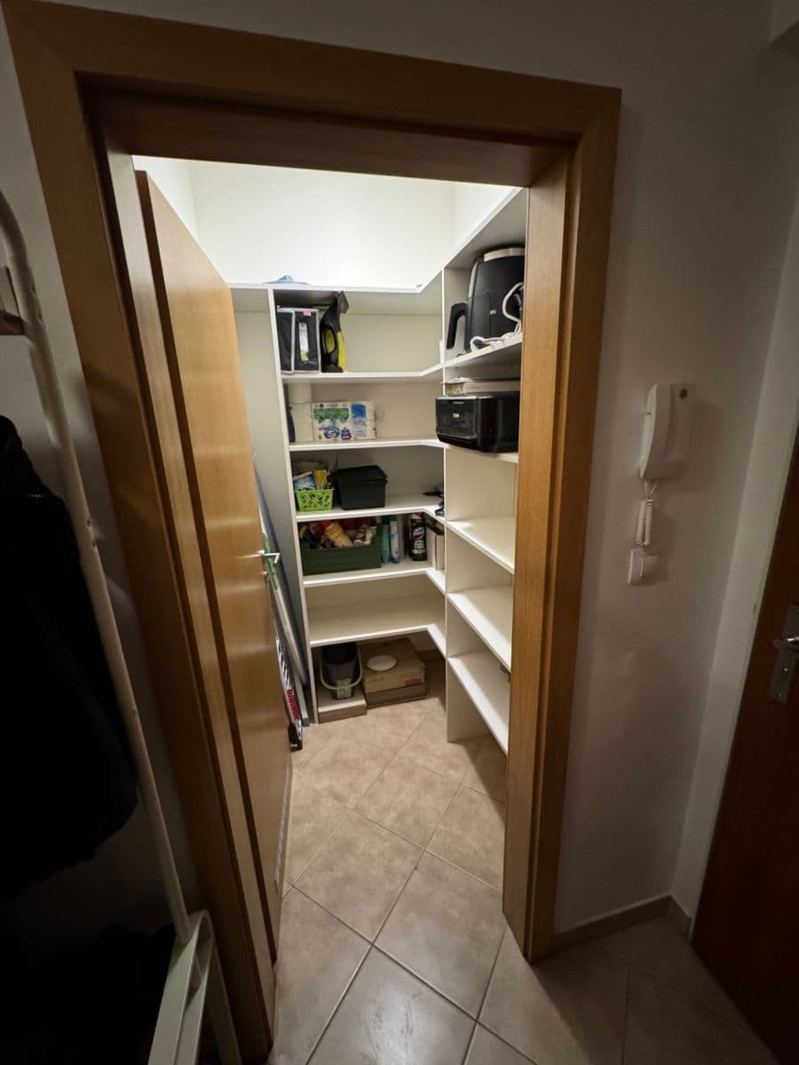 Pronájem bytu 2+kk 60 m², Míšovická, Praha, Praha Pronájem bytu 2+kk 60 m², Míšovická, Praha, Praha