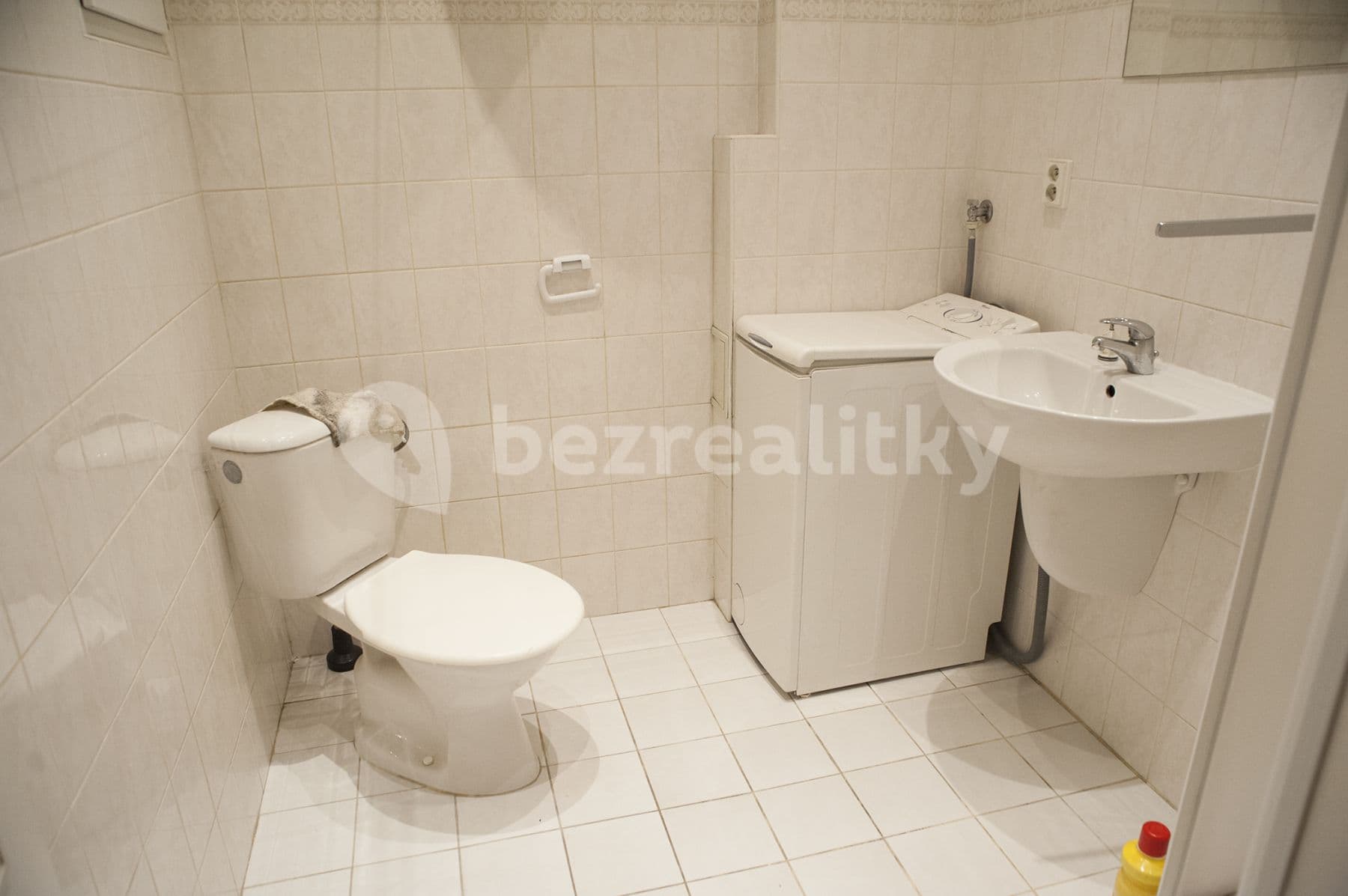 Pronájem bytu 1+kk 32 m², V Olšinách, Praha, Praha Pronájem bytu 1+kk 32 m², V Olšinách, Praha, Praha