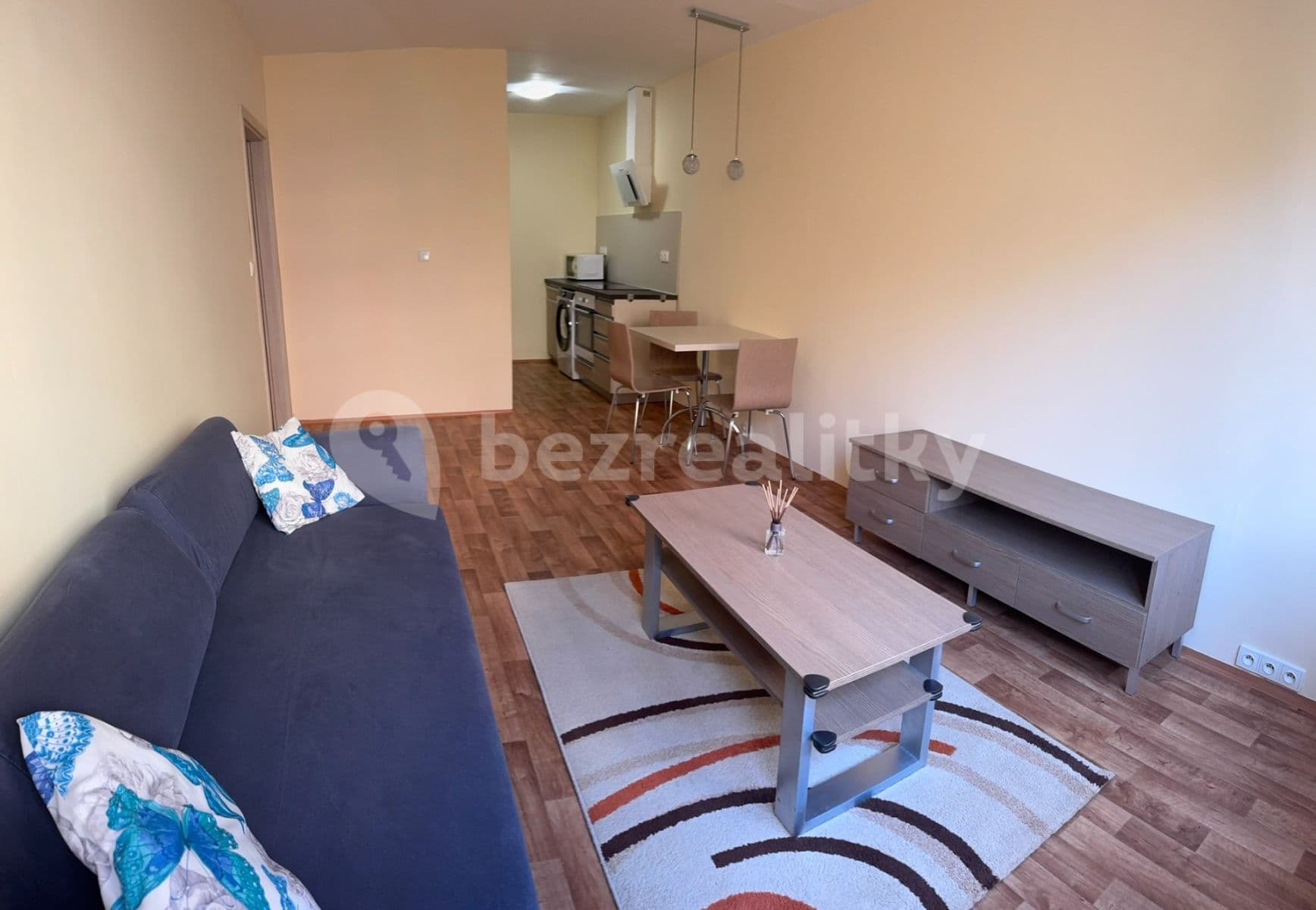 Pronájem bytu 2+kk 43 m², Mohylová, Praha, Praha Pronájem bytu 2+kk 43 m², Mohylová, Praha, Praha
