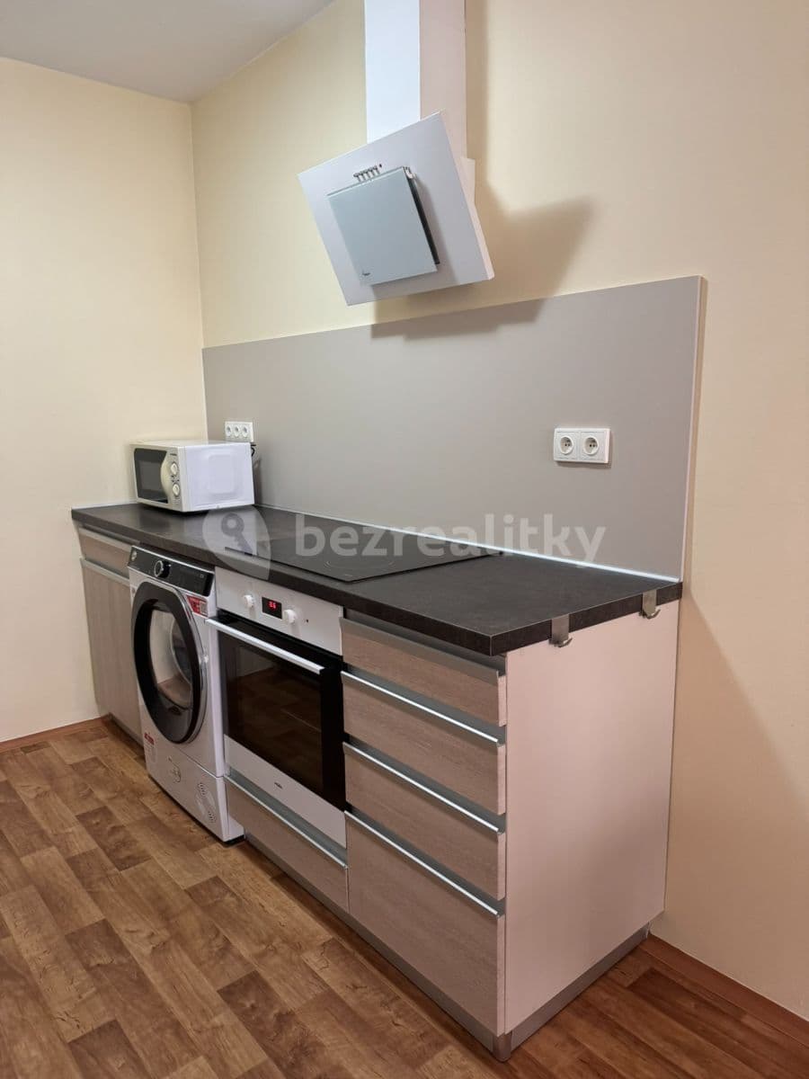 Pronájem bytu 2+kk 43 m², Mohylová, Praha, Praha Pronájem bytu 2+kk 43 m², Mohylová, Praha, Praha