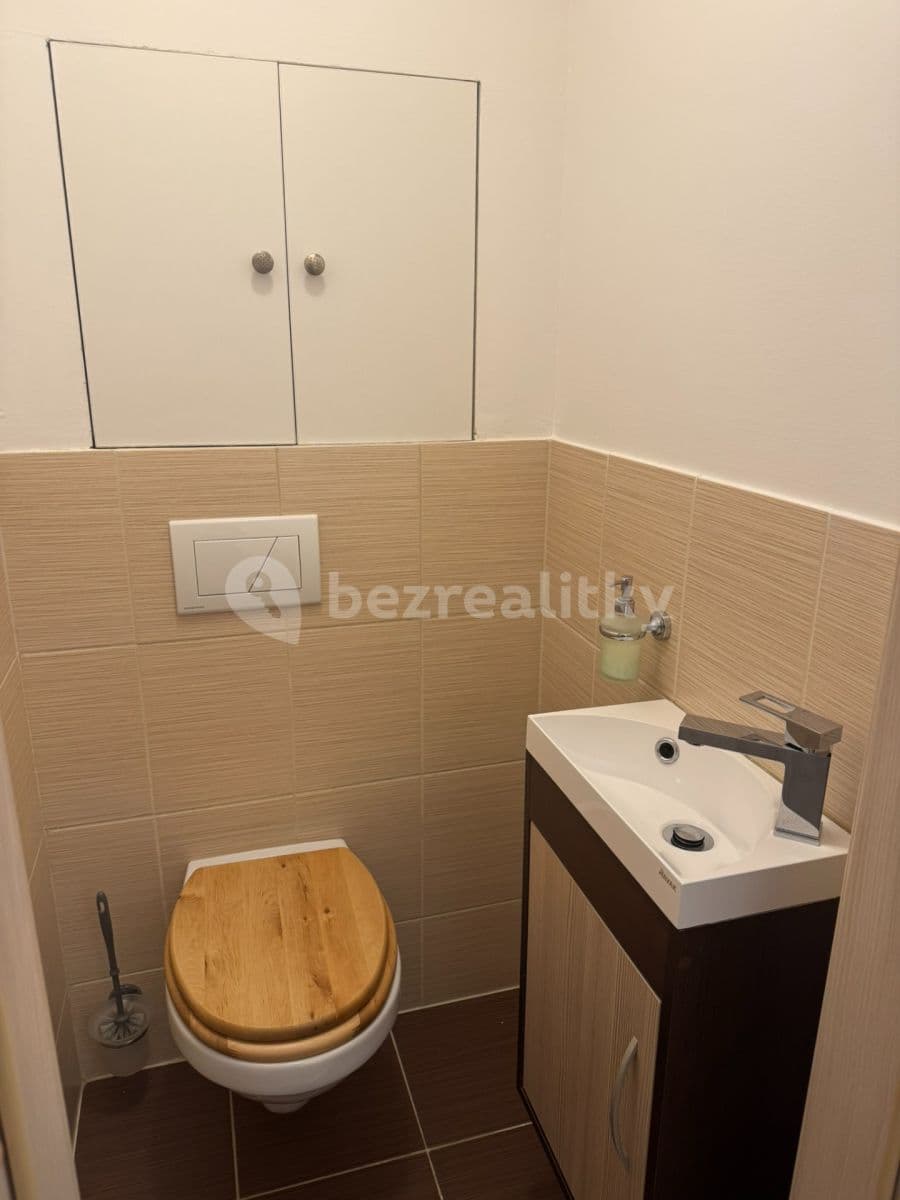 Pronájem bytu 2+kk 43 m², Mohylová, Praha, Praha Pronájem bytu 2+kk 43 m², Mohylová, Praha, Praha