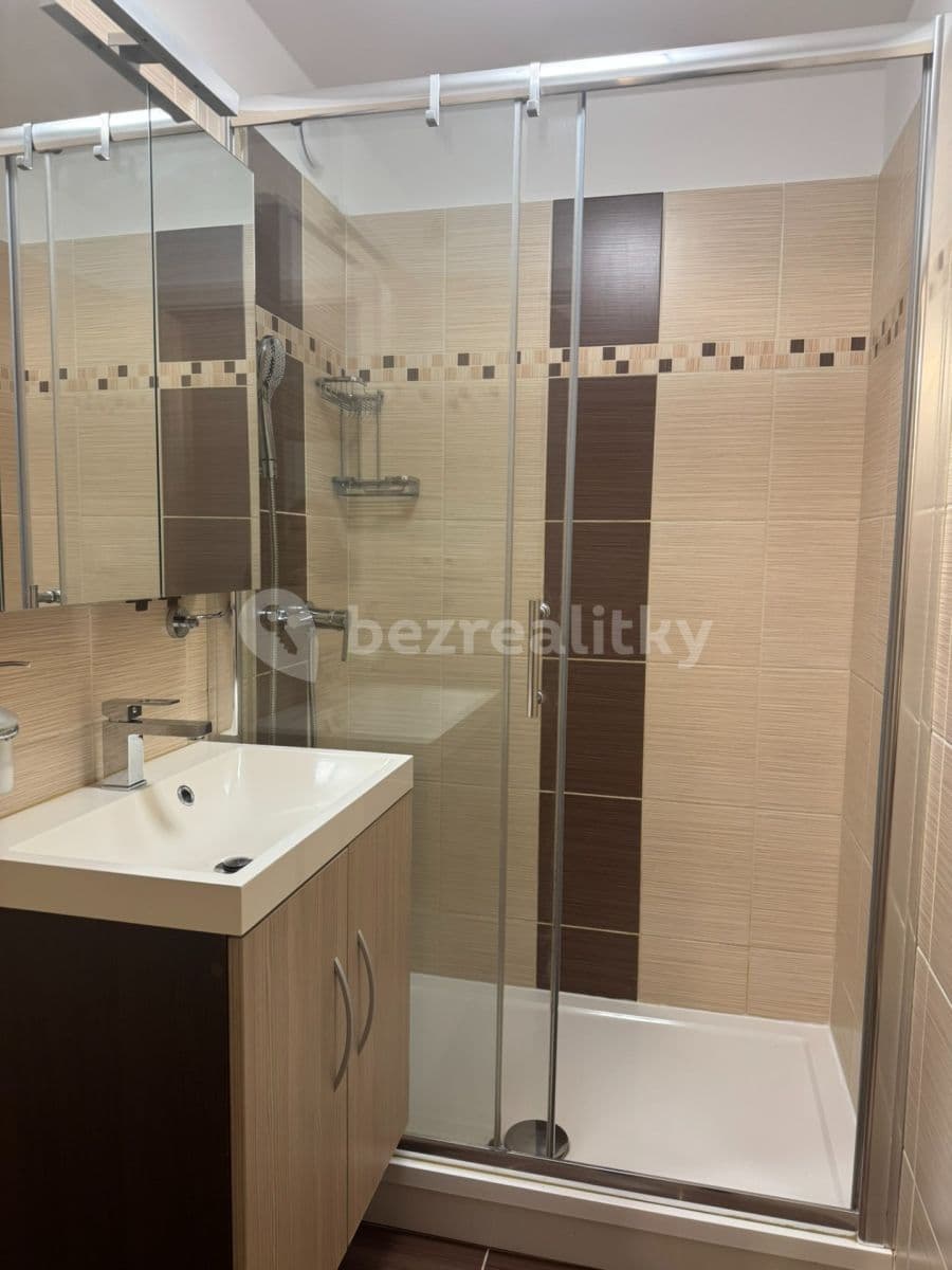 Pronájem bytu 2+kk 43 m², Mohylová, Praha, Praha Pronájem bytu 2+kk 43 m², Mohylová, Praha, Praha