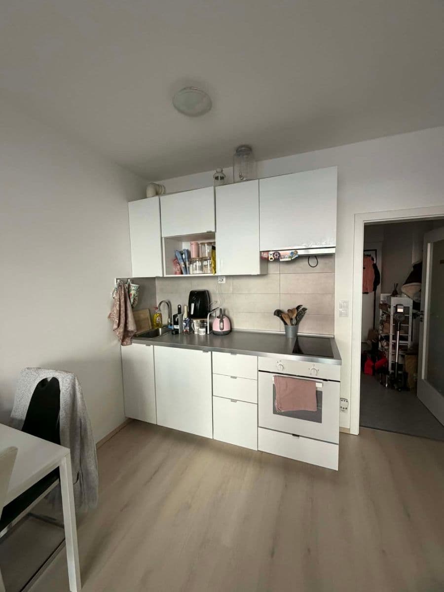 Pronájem bytu Garsoniéra 28 m², Míšovická, Praha, Praha Pronájem bytu Garsoniéra 28 m², Míšovická, Praha, Praha