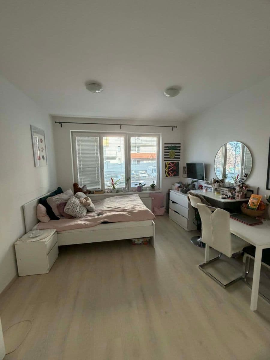 Pronájem bytu Garsoniéra 28 m², Míšovická, Praha, Praha Pronájem bytu Garsoniéra 28 m², Míšovická, Praha, Praha
