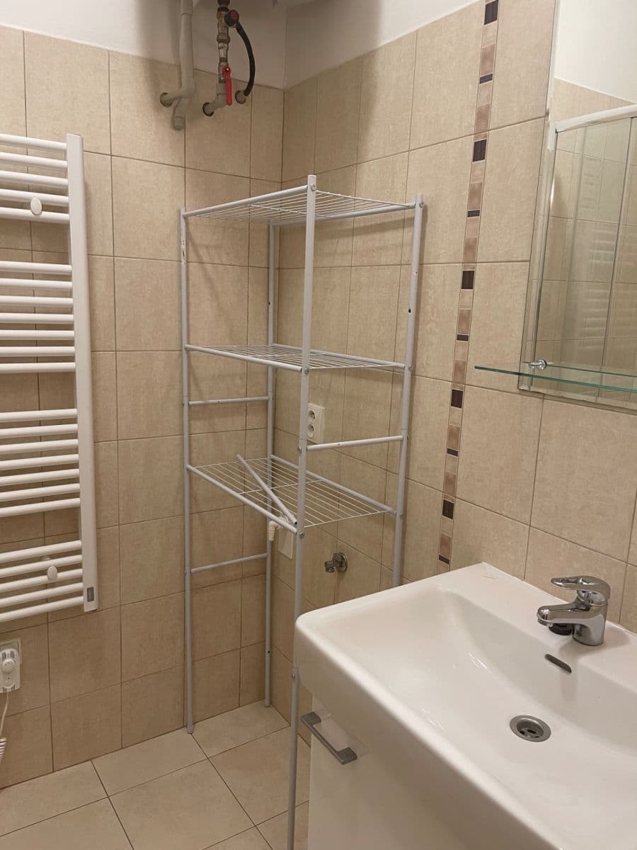 Pronájem bytu Garsoniéra 27 m², Na Petynce, Praha, Praha Pronájem bytu Garsoniéra 27 m², Na Petynce, Praha, Praha