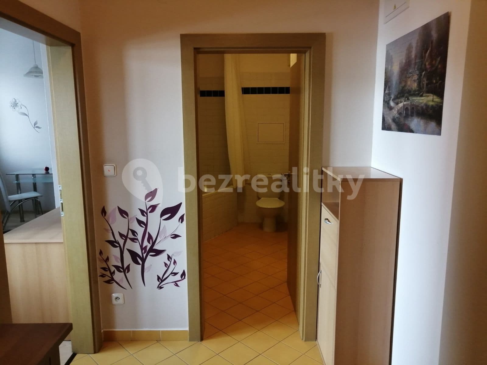 Pronájem bytu 1+kk 36 m², Českomoravská, Praha, Praha Pronájem bytu 1+kk 36 m², Českomoravská, Praha, Praha