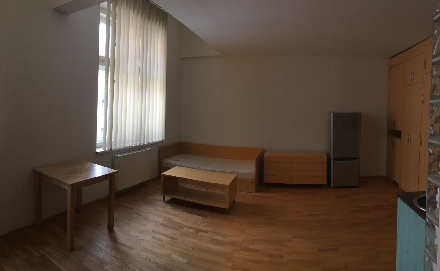 Pronájem bytu 1+kk 35 m², Bělehradská, Praha, Praha Pronájem bytu 1+kk 35 m², Bělehradská, Praha, Praha