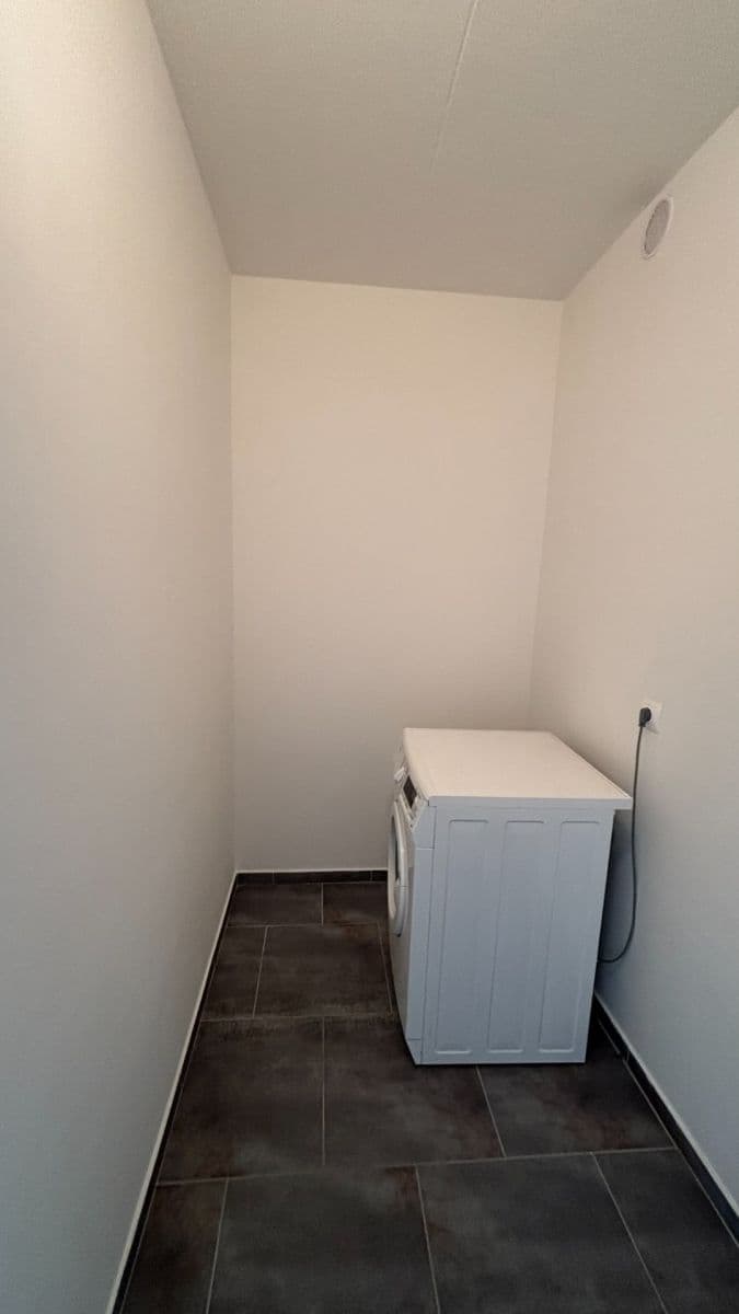 Pronájem bytu 3+kk 72 m², Kálikova, Praha, Praha Pronájem bytu 3+kk 72 m², Kálikova, Praha, Praha