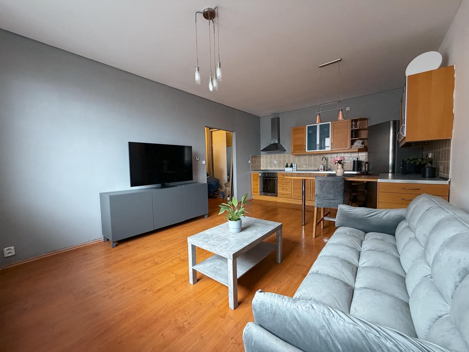 Pronájem bytu 2+kk 50 m², Komenského, Kladno, Středočeský kraj Pronájem bytu 2+kk 50 m², Komenského, Kladno, Středočeský kraj