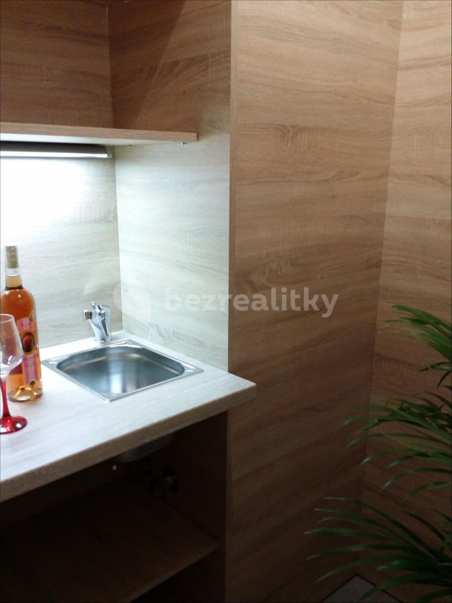 Pronájem nebytového prostoru 180 m², Žitomírská, Praha, Praha Pronájem nebytového prostoru 180 m², Žitomírská, Praha, Praha