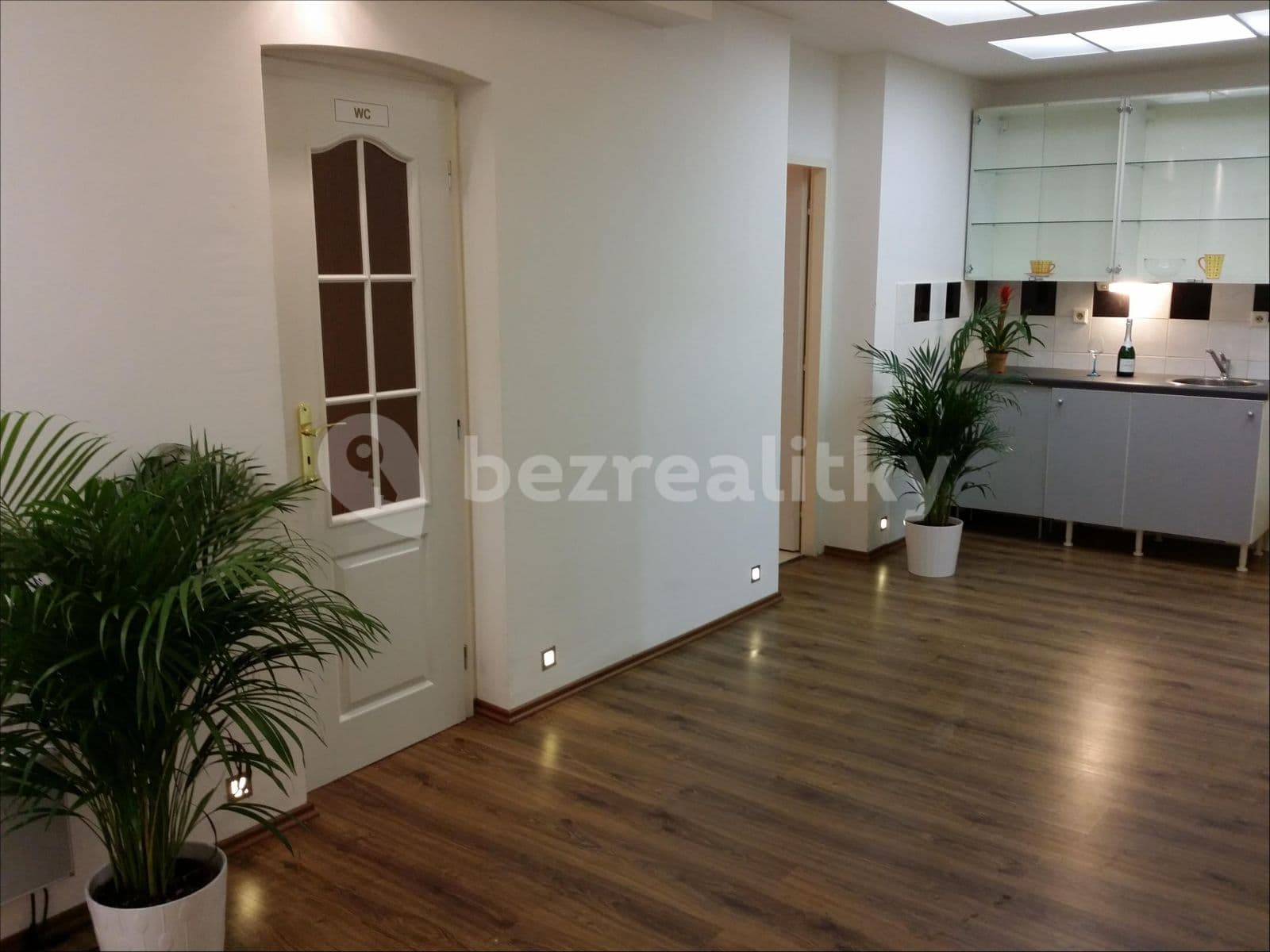 Pronájem nebytového prostoru 180 m², Žitomírská, Praha, Praha Pronájem nebytového prostoru 180 m², Žitomírská, Praha, Praha