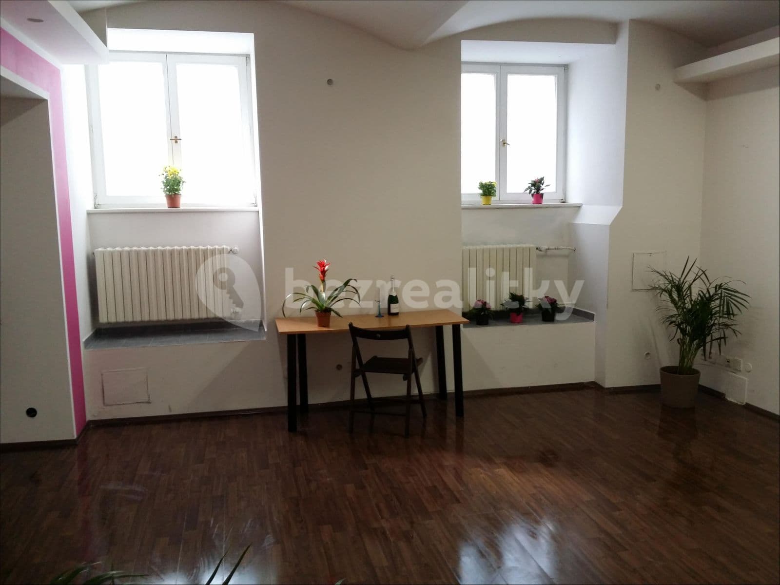 Pronájem nebytového prostoru 180 m², Žitomírská, Praha, Praha Pronájem nebytového prostoru 180 m², Žitomírská, Praha, Praha