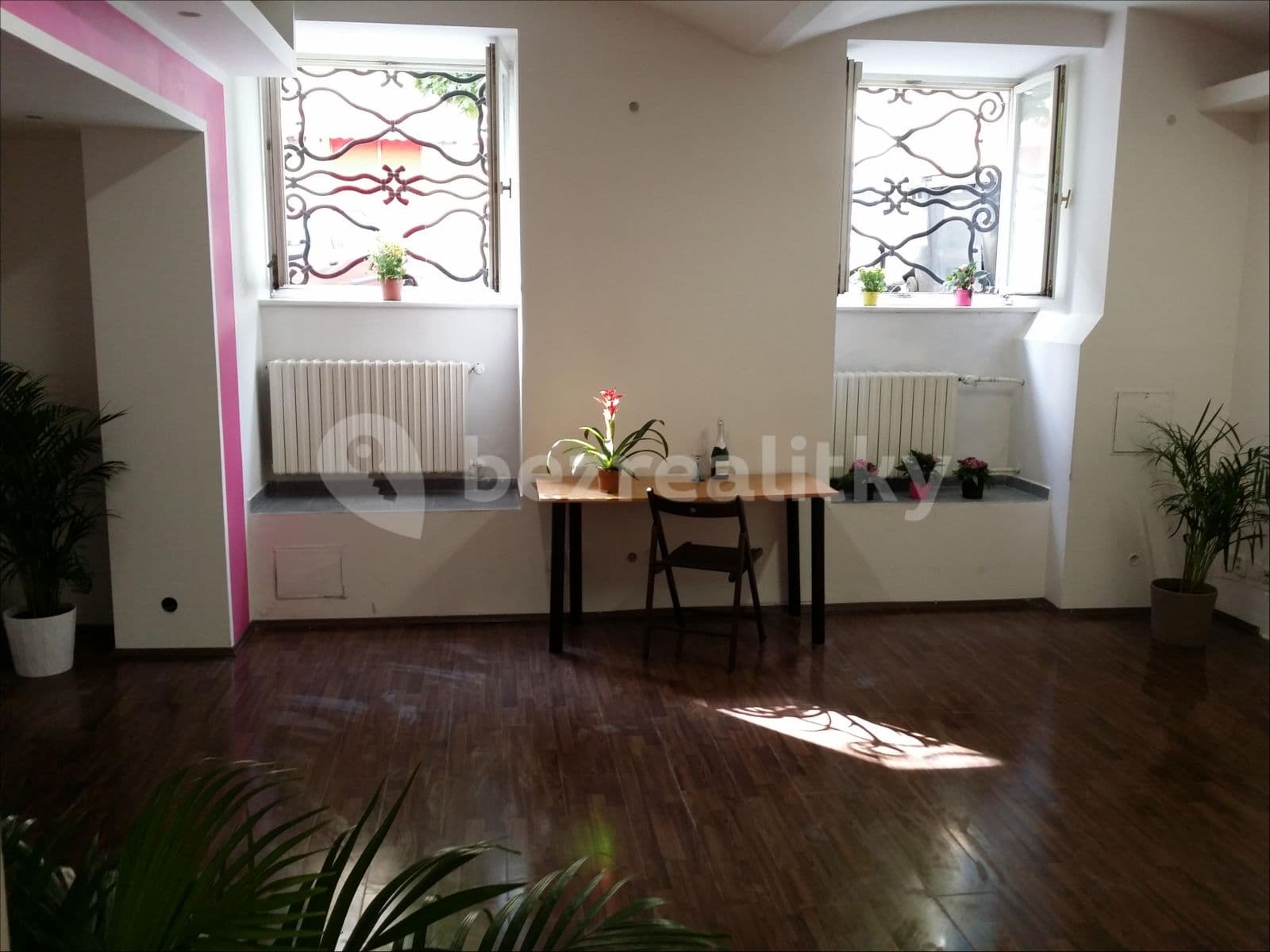 Pronájem nebytového prostoru 180 m², Žitomírská, Praha, Praha Pronájem nebytového prostoru 180 m², Žitomírská, Praha, Praha