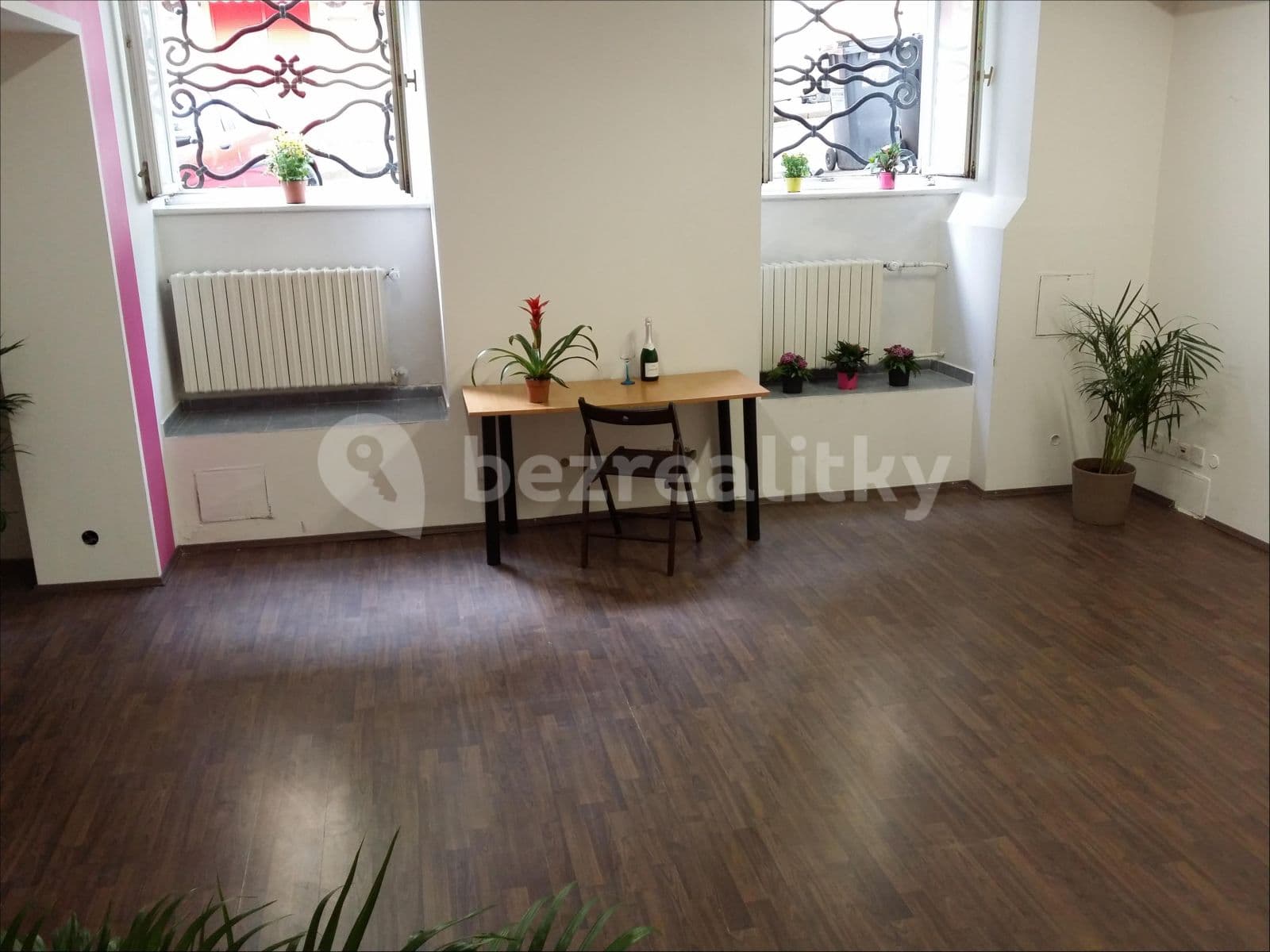 Pronájem nebytového prostoru 180 m², Žitomírská, Praha, Praha Pronájem nebytového prostoru 180 m², Žitomírská, Praha, Praha