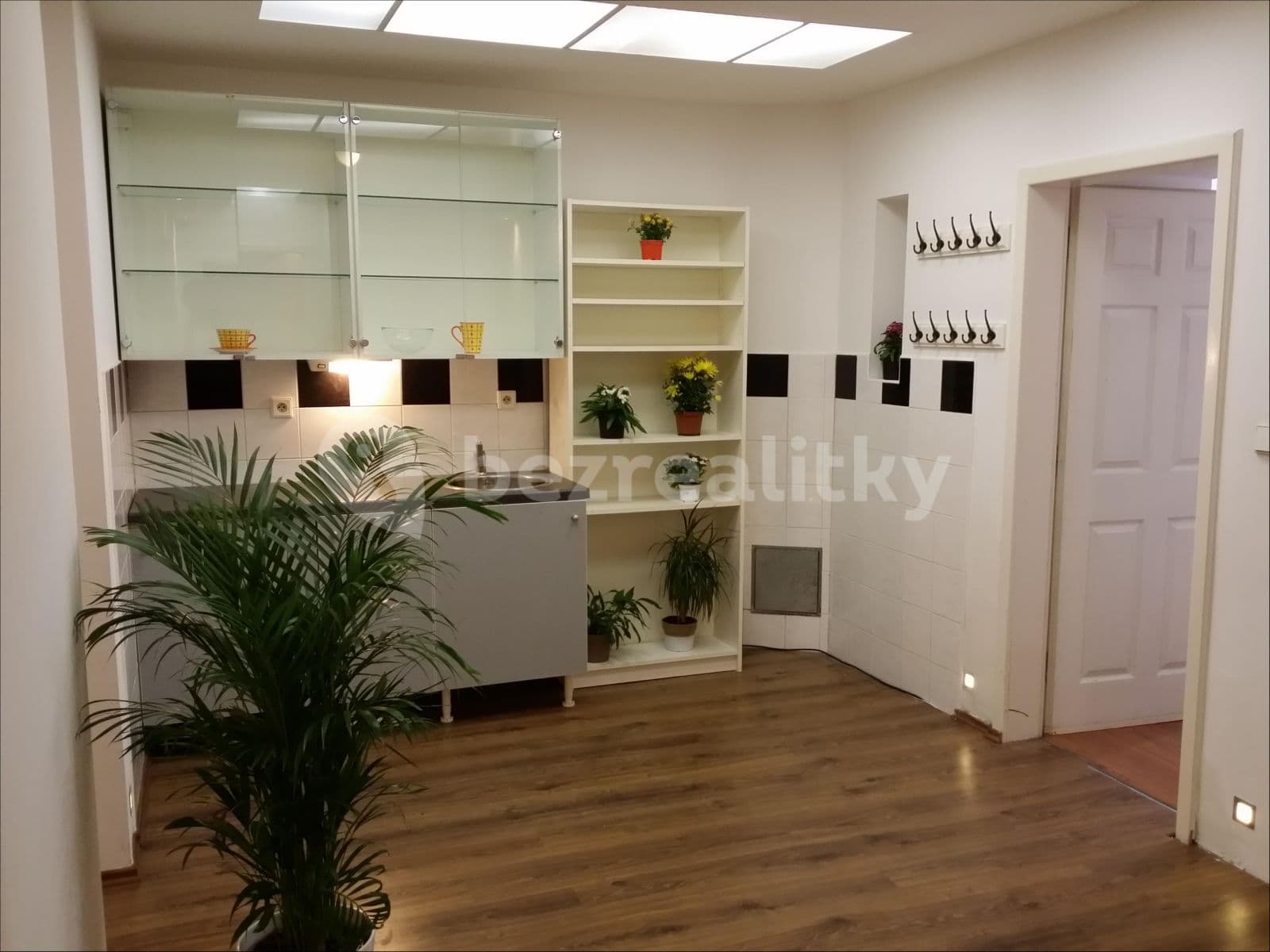 Pronájem nebytového prostoru 180 m², Žitomírská, Praha, Praha Pronájem nebytového prostoru 180 m², Žitomírská, Praha, Praha