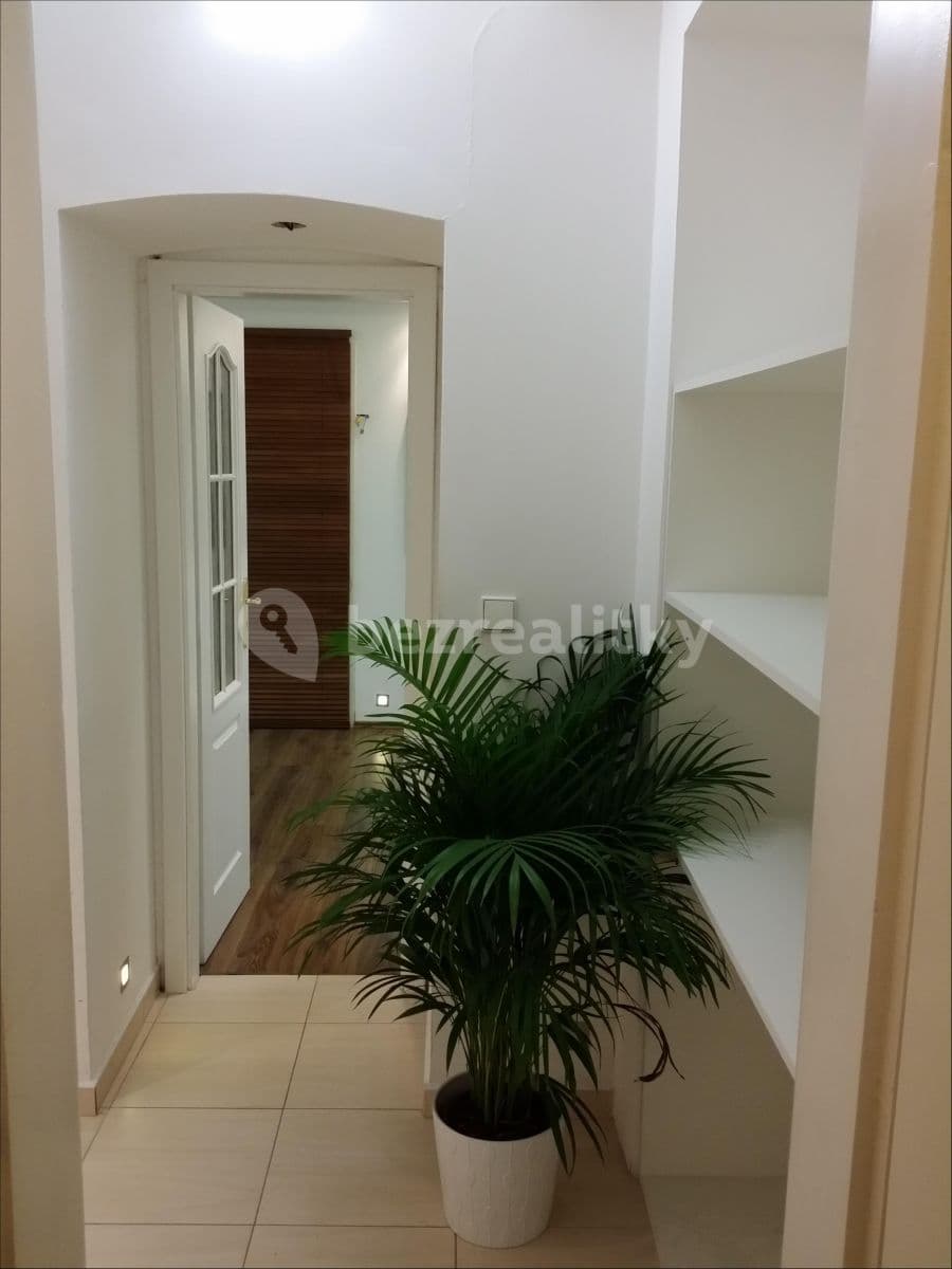 Pronájem nebytového prostoru 180 m², Žitomírská, Praha, Praha Pronájem nebytového prostoru 180 m², Žitomírská, Praha, Praha