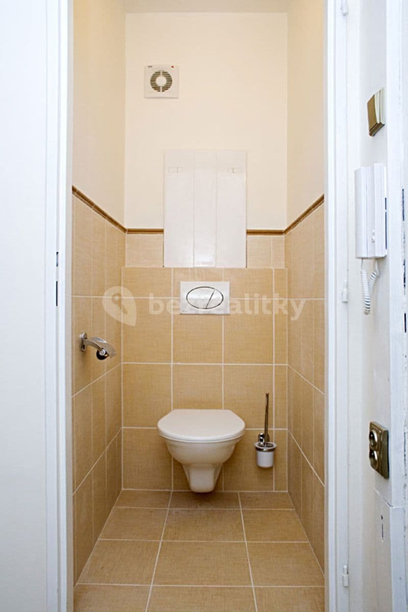 Pronájem bytu 2+kk 44 m², Na Rovnosti, Praha, Praha Pronájem bytu 2+kk 44 m², Na Rovnosti, Praha, Praha
