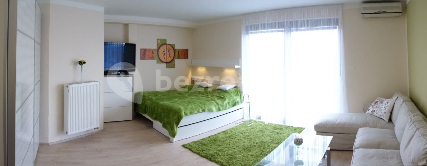 Pronájem bytu 1+kk 45 m², Nad Lískami, Brno, Jihomoravský kraj Pronájem bytu 1+kk 45 m², Nad Lískami, Brno, Jihomoravský kraj