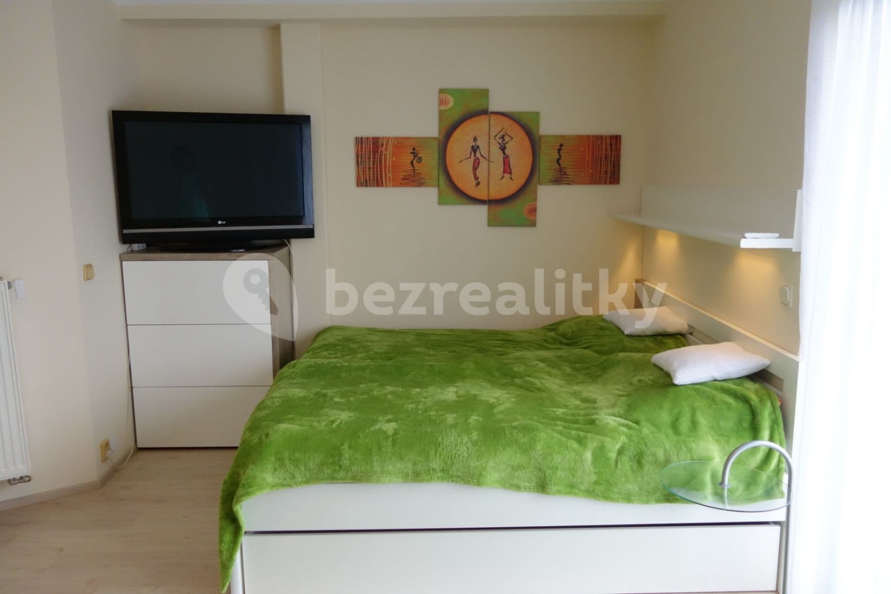 Pronájem bytu 1+kk 45 m², Nad Lískami, Brno, Jihomoravský kraj Pronájem bytu 1+kk 45 m², Nad Lískami, Brno, Jihomoravský kraj