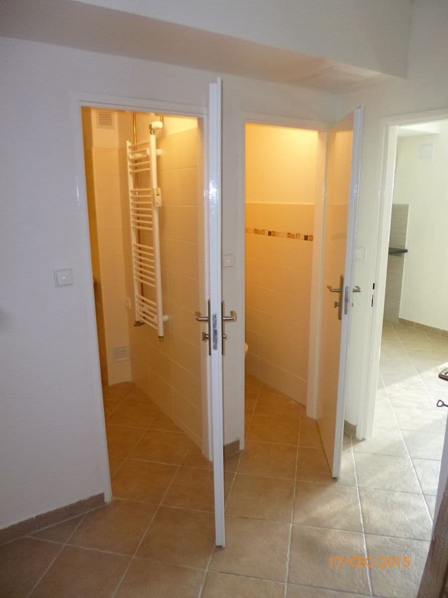 Pronájem bytu 1+1 40 m², Kladenská, Praha, Praha Pronájem bytu 1+1 40 m², Kladenská, Praha, Praha