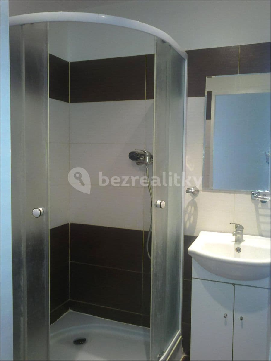 Pronájem bytu 1+1 42 m², sídliště Hůrka, Kralupy nad Vltavou, Středočeský kraj Pronájem bytu 1+1 42 m², sídliště Hůrka, Kralupy nad Vltavou, Středočeský kraj