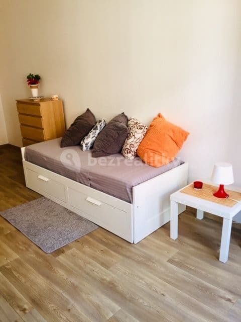 Pronájem bytu 1+kk 25 m², Sudoměřská, Praha, Praha Pronájem bytu 1+kk 25 m², Sudoměřská, Praha, Praha