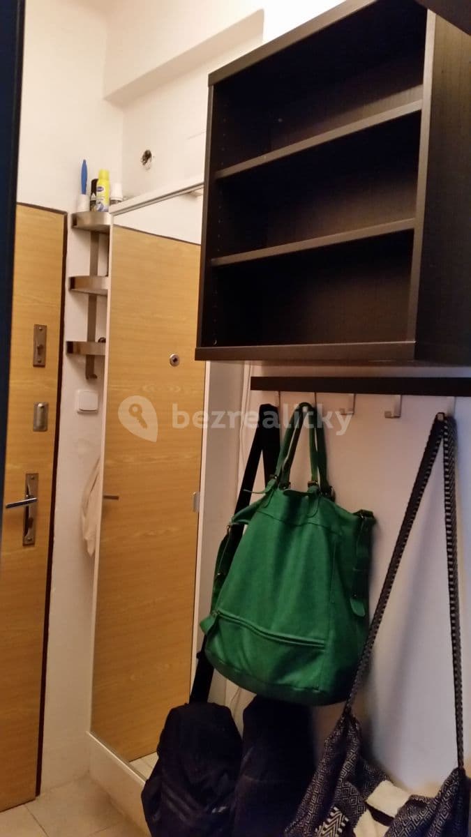 Pronájem bytu 1+kk 25 m², Púchovská, Praha, Praha Pronájem bytu 1+kk 25 m², Púchovská, Praha, Praha