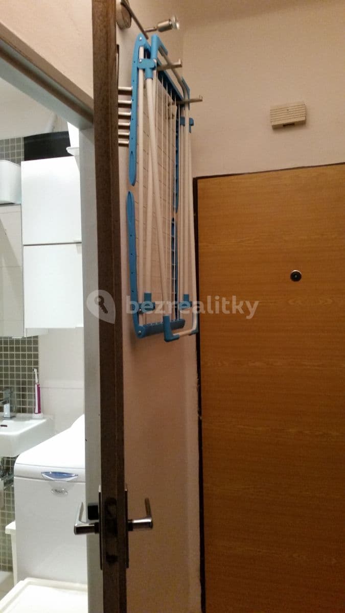 Pronájem bytu 1+kk 25 m², Púchovská, Praha, Praha Pronájem bytu 1+kk 25 m², Púchovská, Praha, Praha