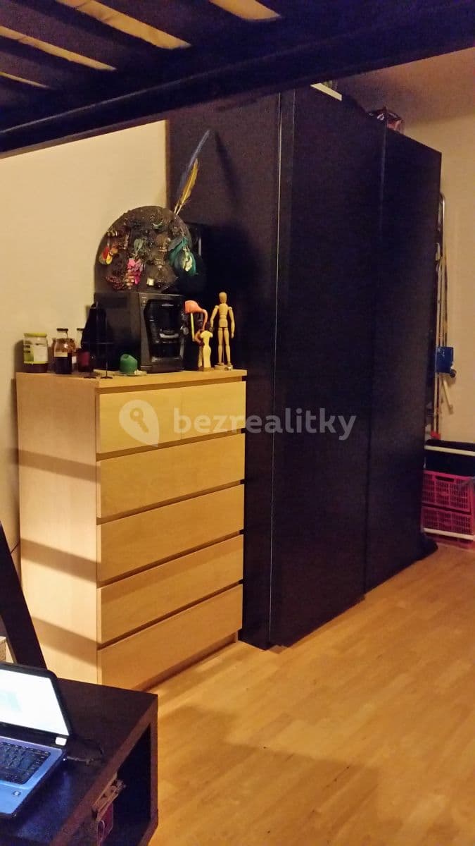 Pronájem bytu 1+kk 25 m², Púchovská, Praha, Praha Pronájem bytu 1+kk 25 m², Púchovská, Praha, Praha