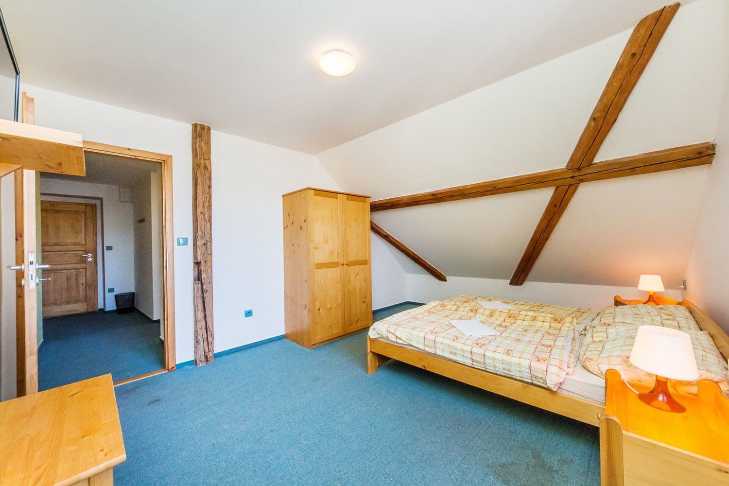 Prodej nebytového prostoru 1.200 m², Pecka, Královéhradecký kraj Prodej nebytového prostoru 1.200 m², Pecka, Královéhradecký kraj