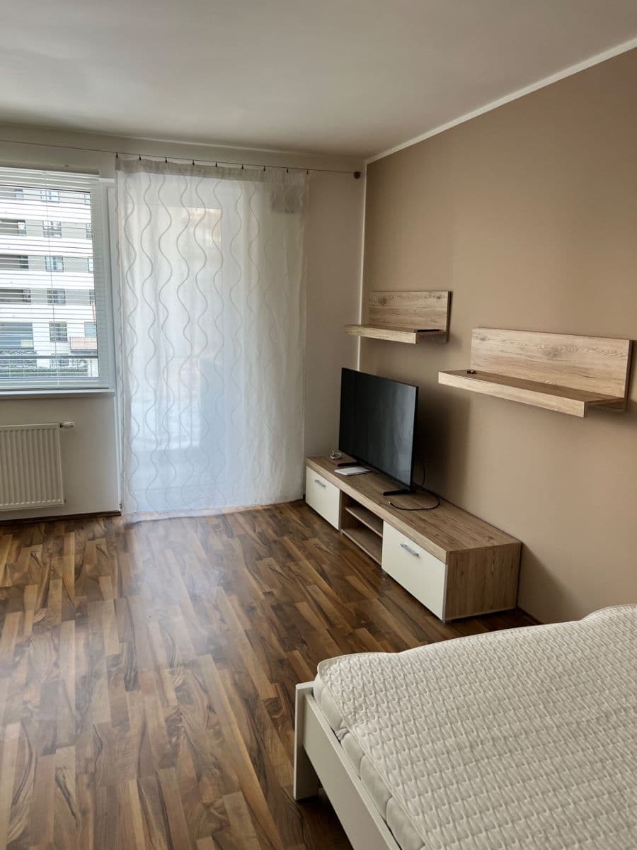 Pronájem bytu 1+kk 43 m², Fikerova, Praha, Praha Pronájem bytu 1+kk 43 m², Fikerova, Praha, Praha