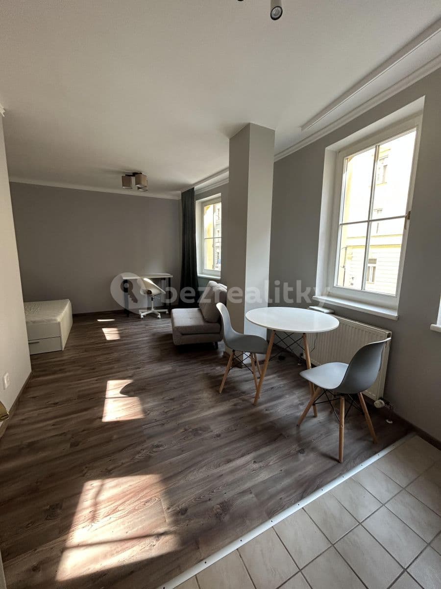 Pronájem bytu 1+kk 30 m², Chelčického, Praha, Praha Pronájem bytu 1+kk 30 m², Chelčického, Praha, Praha