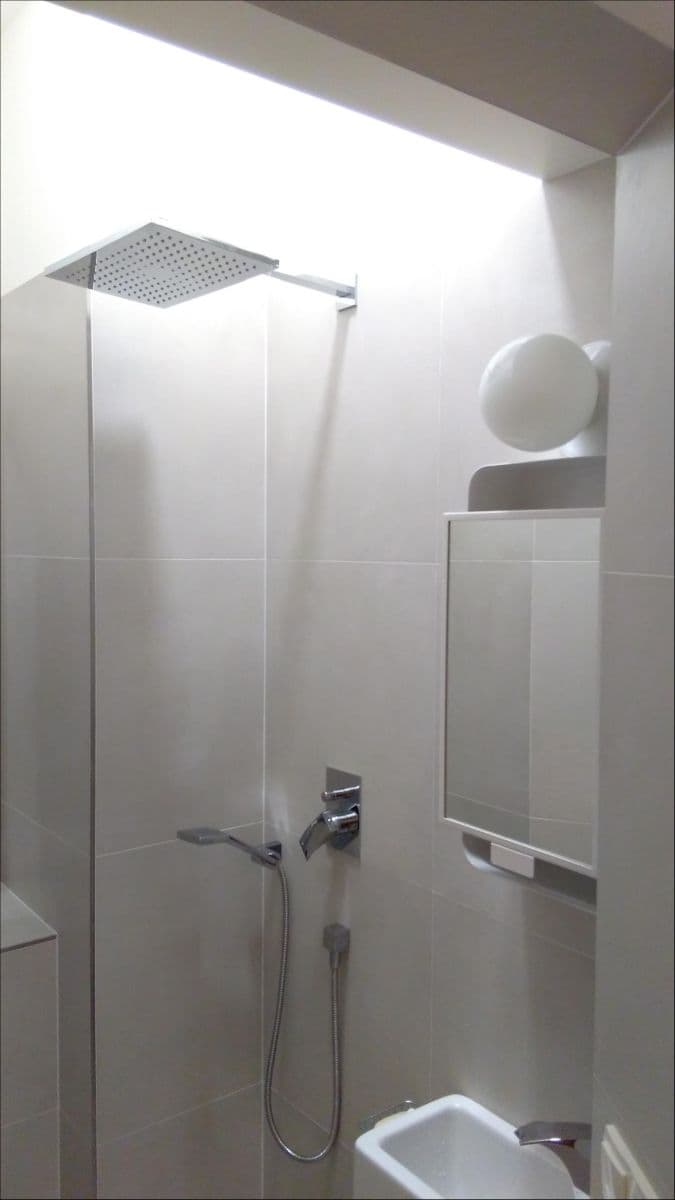 Pronájem bytu 1+kk 20 m², Jana Zajíce, Praha, Praha Pronájem bytu 1+kk 20 m², Jana Zajíce, Praha, Praha